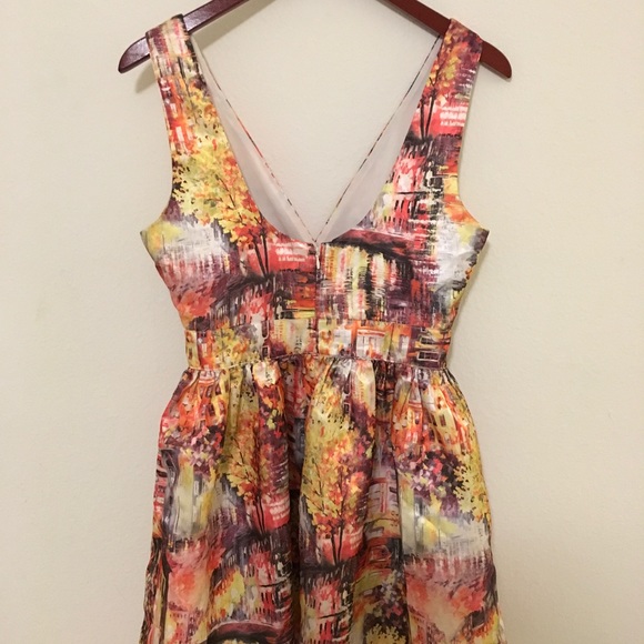 Women Mid Dress - Picture 3 of 5